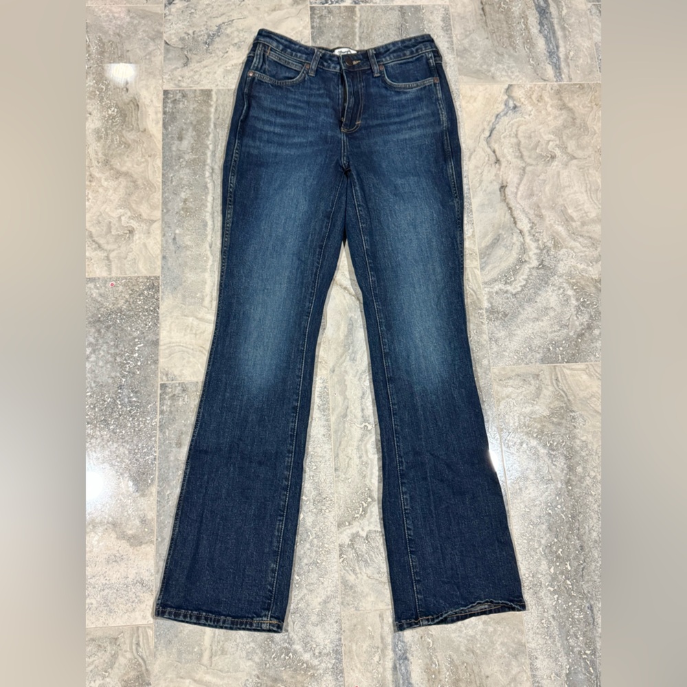 Wrangler Dark Blue Straight Leg Women's Jeans